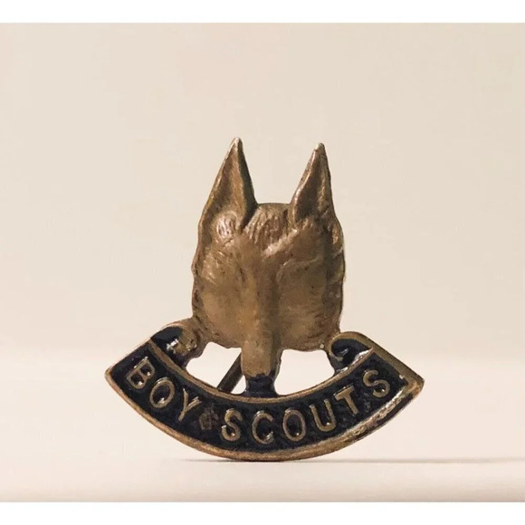 Vintage Boy Scouts Badge Wolf Head  Pin - Picture 1 of 11